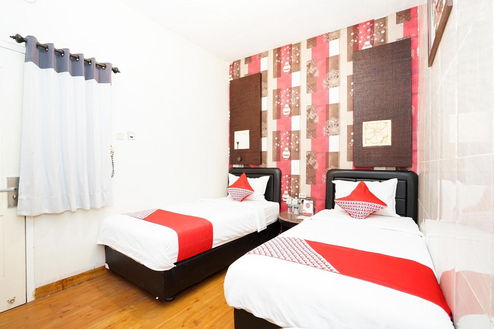 Oyo 425 Mojokerto Guesthouse Dış mekan fotoğraf