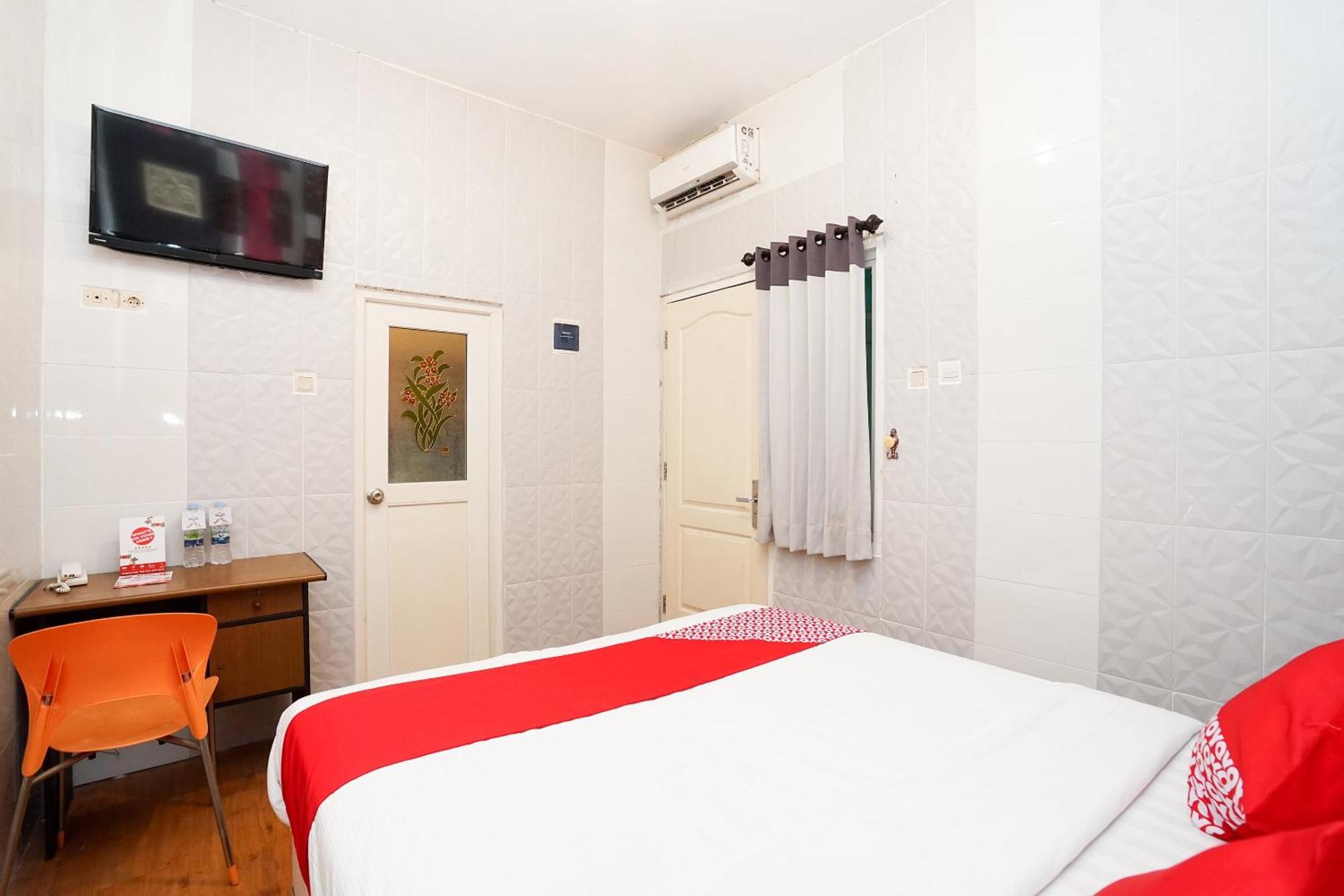 Oyo 425 Mojokerto Guesthouse Dış mekan fotoğraf