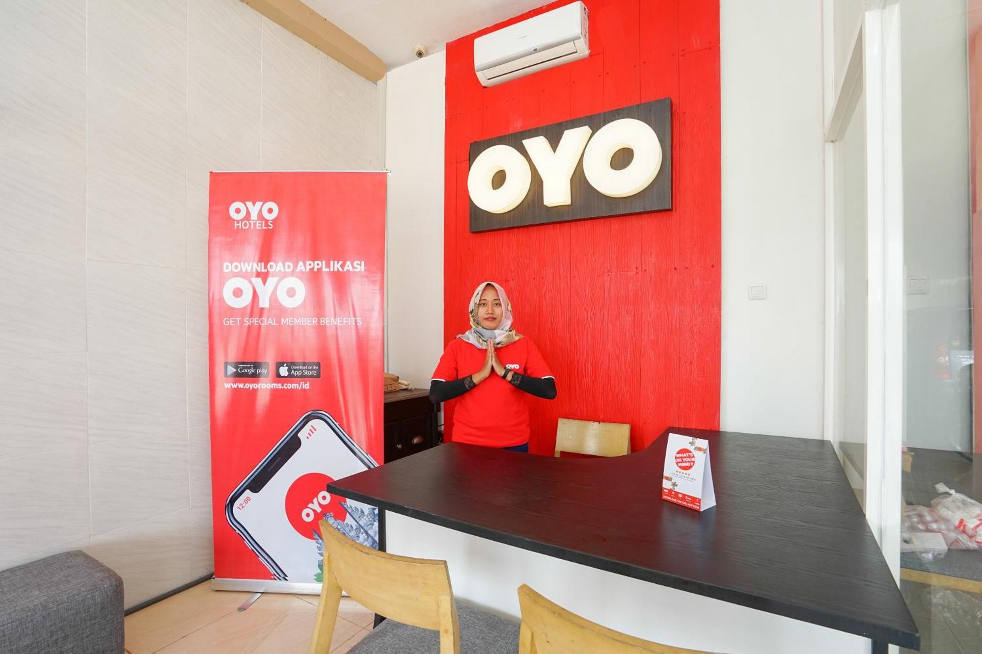 Oyo 425 Mojokerto Guesthouse Dış mekan fotoğraf