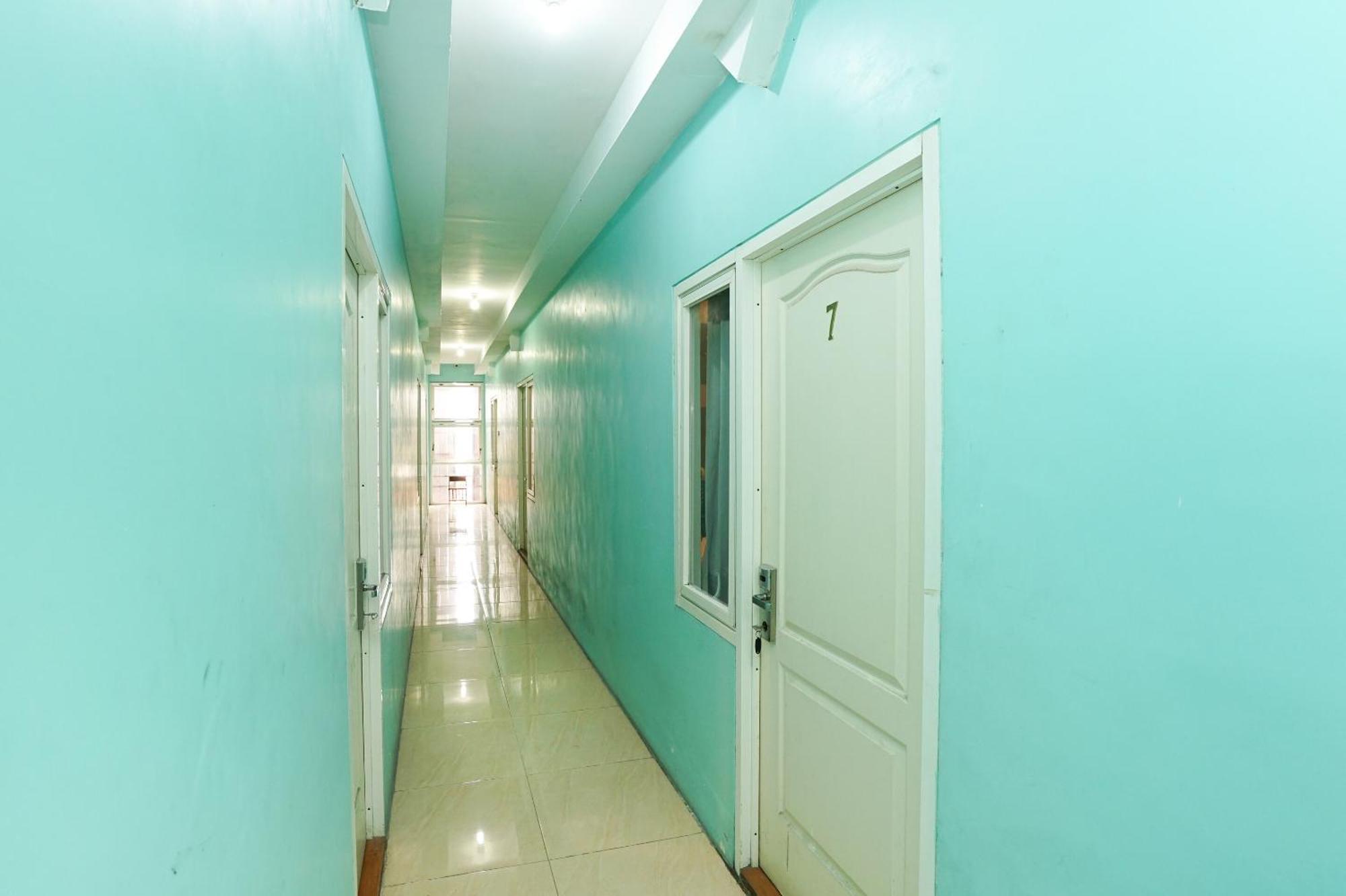 Oyo 425 Mojokerto Guesthouse Dış mekan fotoğraf
